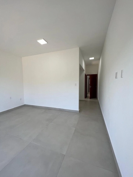 Casa com pé direito duplo no Porto Real: 36ª foto da galeria de imagens do imóvel