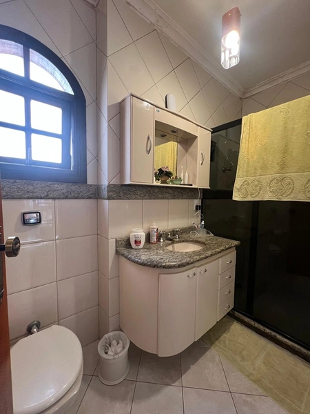 Casa no Cidade Nova com 5 quartos por 870 mil: 18ª foto da galeria de imagens do imóvel