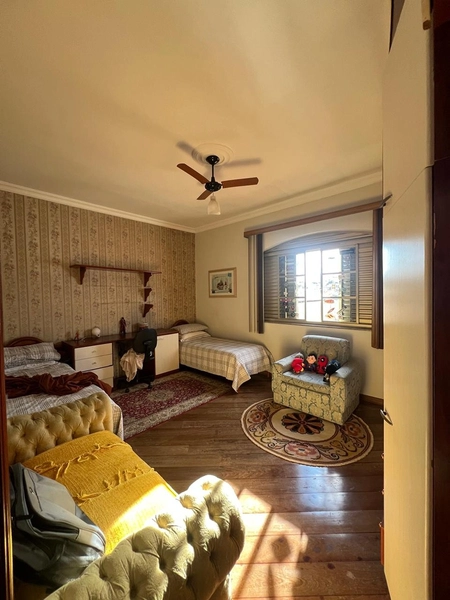 Casa no Cidade Nova com 5 quartos por 870 mil: 16ª foto da galeria de imagens do imóvel