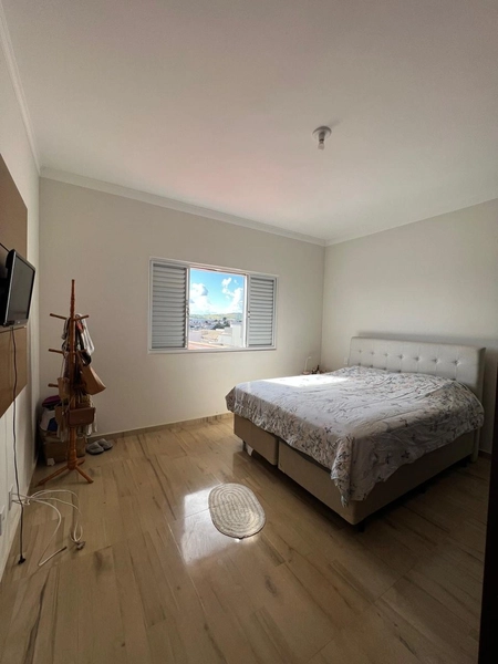 Casa com Piscina por 650 mil: 17ª foto da galeria de imagens do imóvel