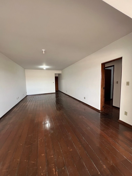 Apartamento central por 650 mil: 5ª foto da galeria de imagens do imóvel
