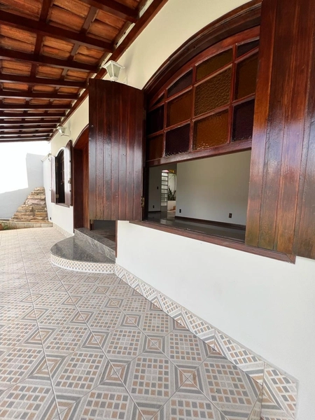 Casa Plana bem próxima ao centro: 4ª foto da galeria de imagens do imóvel