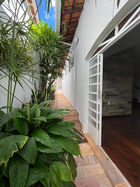 Casa Plana bem próxima ao centro: 16ª foto da galeria de imagens do imóvel