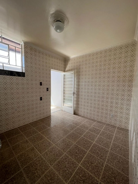 Casa Plana bem próxima ao centro: 30ª foto da galeria de imagens do imóvel