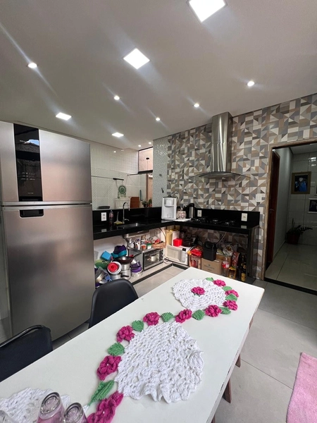 Casa no Sion por 290 mil: 16ª foto da galeria de imagens do imóvel