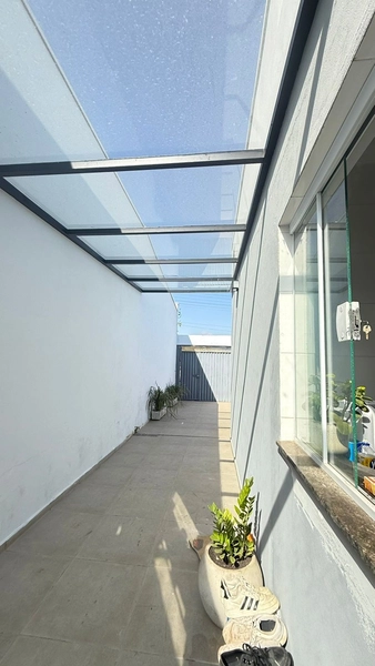 Casa próxima ao shopping por 310 mil: 5ª foto da galeria de imagens do imóvel