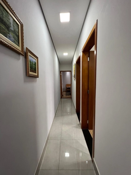 Casa Moderna por 320 mil: 25ª foto da galeria de imagens do imóvel