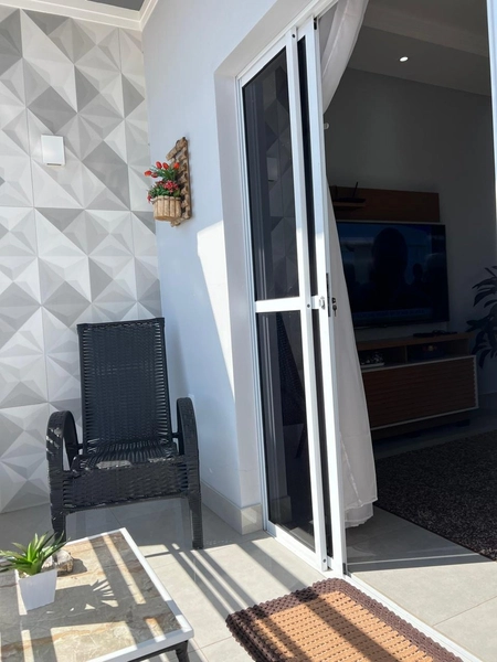 Casa Moderna por 320 mil: 6ª foto da galeria de imagens do imóvel