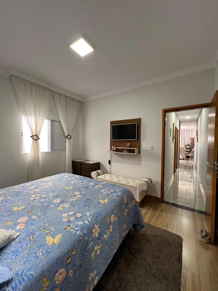 Casa Moderna por 320 mil: 31ª foto da galeria de imagens do imóvel