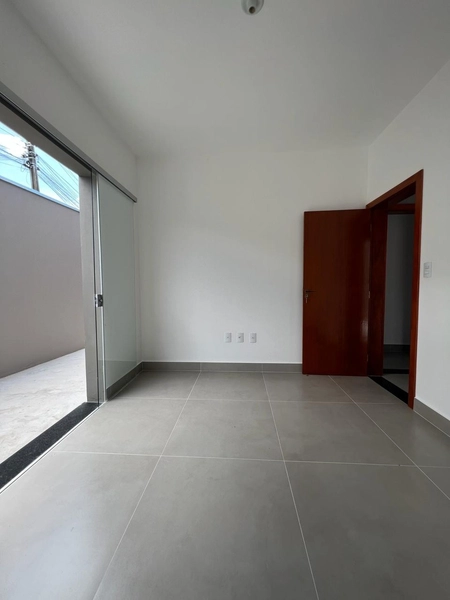 Casa Plana há 10 minutos do CEFET: 3ª foto da galeria de imagens do imóvel