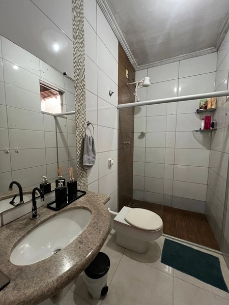 Casa de terreno inteiro por 380 mil: 13ª foto da galeria de imagens do imóvel