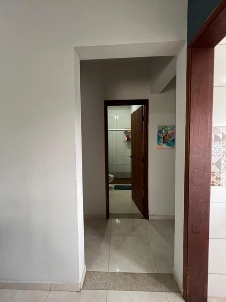 Casa de terreno inteiro por 380 mil: 8ª foto da galeria de imagens do imóvel