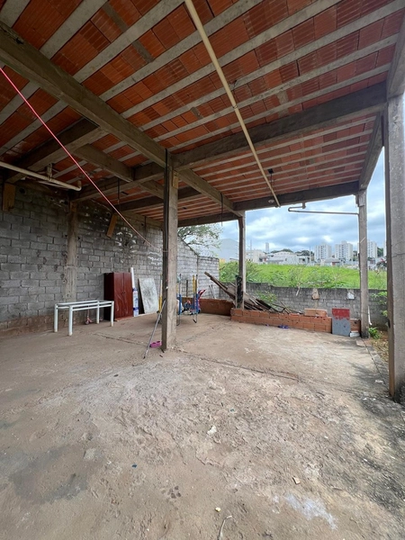 Casa de terreno inteiro por 380 mil: 15ª foto da galeria de imagens do imóvel