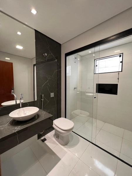 Casa perto do Mart Minas por 450 mil: 11ª foto da galeria de imagens do imóvel