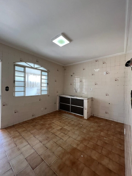 Casa perto do Mart Minas por 450 mil: 16ª foto da galeria de imagens do imóvel