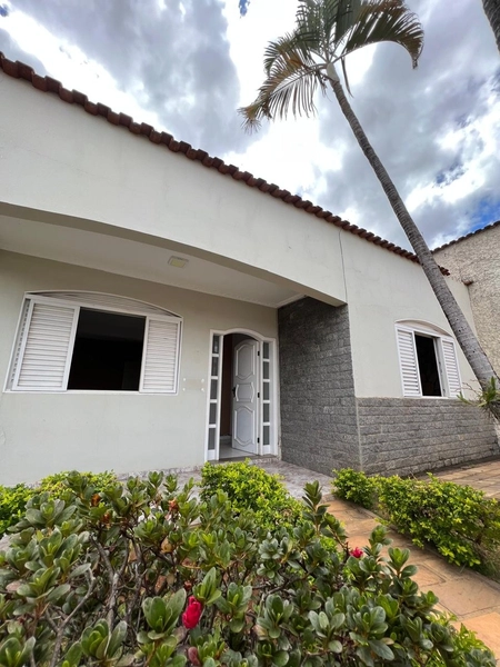 Casa perto do Mart Minas por 450 mil: 3ª foto da galeria de imagens do imóvel