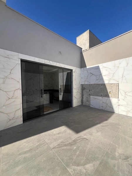 Casa NOVA no Santa Luzia em fase final : 3ª foto da galeria de imagens do imóvel