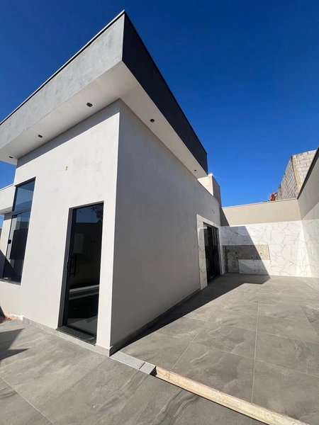 Casa NOVA no Santa Luzia em fase final : 1ª foto da galeria de imagens do imóvel