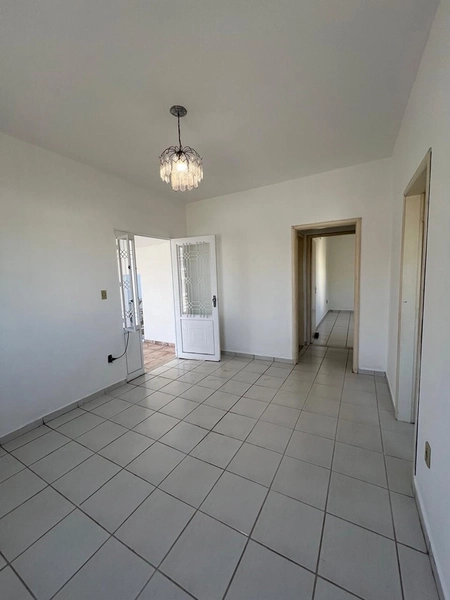 Casa no Urupês de terreno inteiro por 330 mil: 4ª foto da galeria de imagens do imóvel