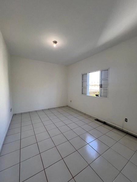 Casa no Urupês de terreno inteiro por 330 mil: 9ª foto da galeria de imagens do imóvel