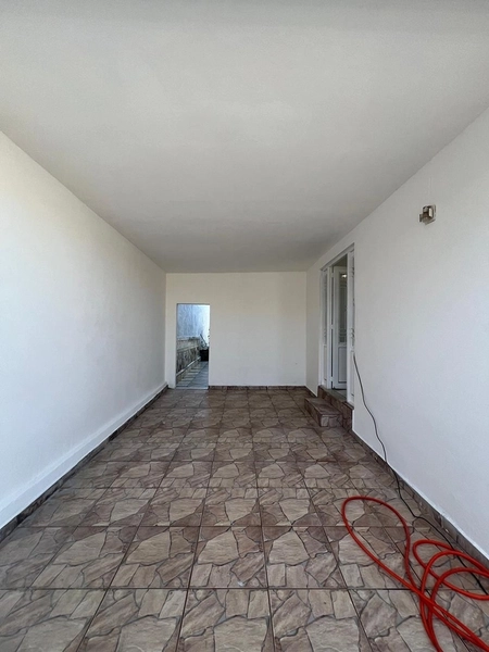 Casa no Urupês de terreno inteiro por 330 mil: 2ª foto da galeria de imagens do imóvel