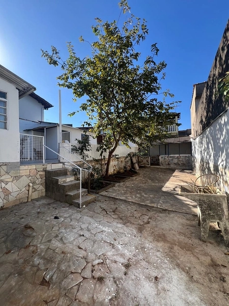 Casa no Urupês de terreno inteiro por 330 mil: 20ª foto da galeria de imagens do imóvel