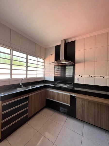 Casa no Jardim Ribeiro por 340 mil: 2ª foto da galeria de imagens do imóvel