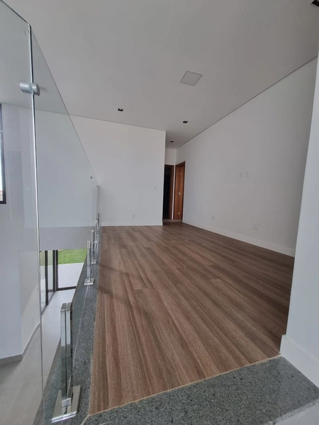 Casa no Treviso próxima a avenida de caminhada no Alto da Vila Paiva: 17ª foto da galeria de imagens do imóvel