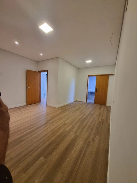 Casa no Treviso próxima a avenida de caminhada no Alto da Vila Paiva: 23ª foto da galeria de imagens do imóvel