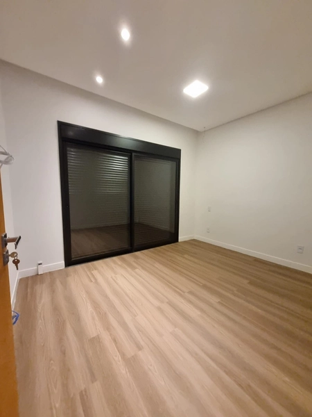 Casa no Treviso próxima a avenida de caminhada no Alto da Vila Paiva: 20ª foto da galeria de imagens do imóvel