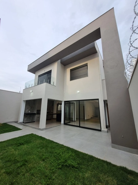 Casa no Treviso próxima a avenida de caminhada no Alto da Vila Paiva: 27ª foto da galeria de imagens do imóvel