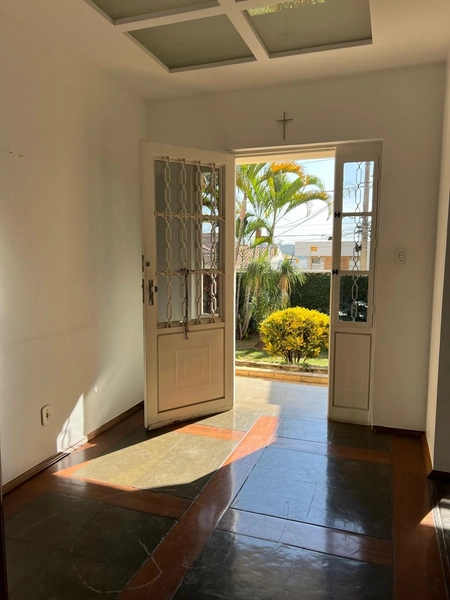 Casa no Santa Luiza por 980 mil: 1ª foto da galeria de imagens do imóvel