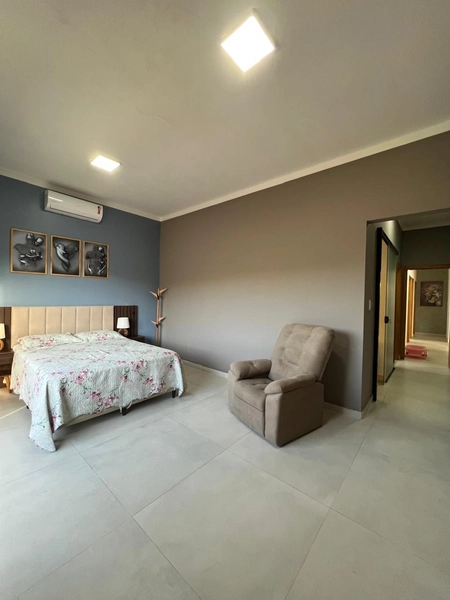 Casa com 5 vagas de garagem: 39ª foto da galeria de imagens do imóvel