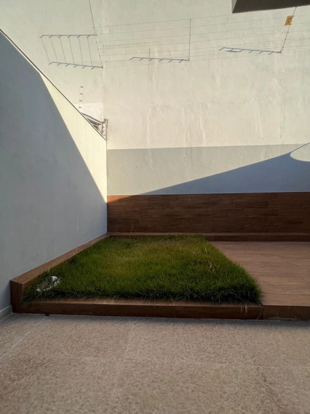 Casa com 5 vagas de garagem: 30ª foto da galeria de imagens do imóvel