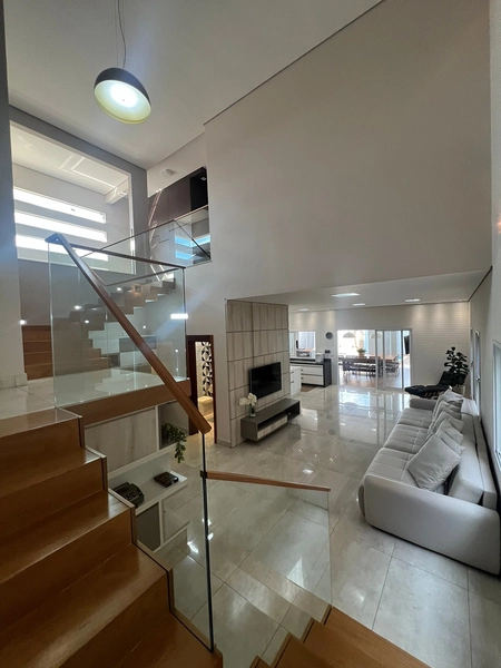 Casa no Pinheiros com 3 suítes, espaço gourmet com Piscina: 3ª foto da galeria de imagens do imóvel