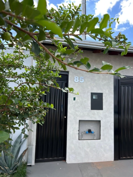 Casa próxima ao CEFET: 2ª foto da galeria de imagens do imóvel