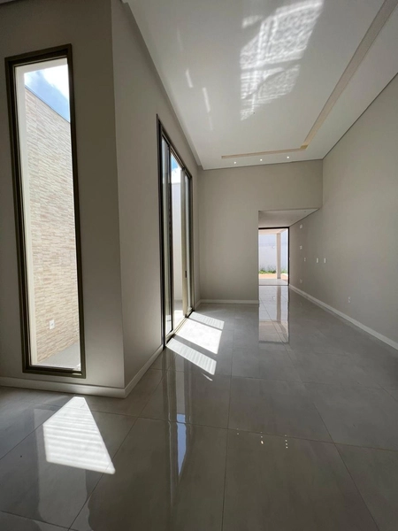 Casa Plana com Piscina e 3 suítes: 12ª foto da galeria de imagens do imóvel