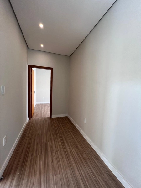 Casa Plana com Piscina e 3 suítes: 25ª foto da galeria de imagens do imóvel
