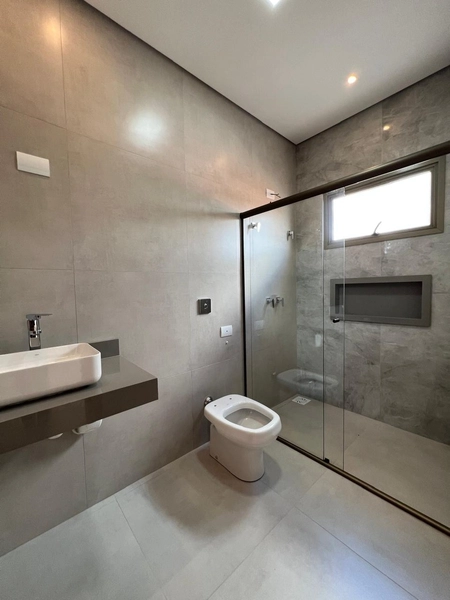 Casa Plana com Piscina e 3 suítes: 31ª foto da galeria de imagens do imóvel