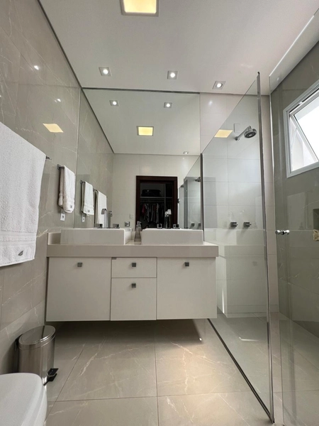 Casa com piscina no Treviso: 24ª foto da galeria de imagens do imóvel