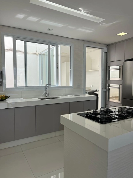 Casa com piscina no Treviso: 11ª foto da galeria de imagens do imóvel