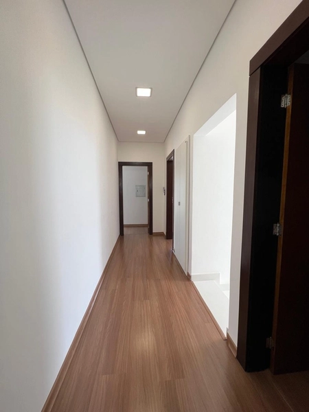 Casa com piscina no Treviso: 19ª foto da galeria de imagens do imóvel