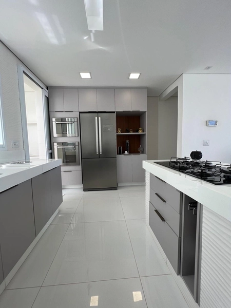 Casa com piscina no Treviso: 12ª foto da galeria de imagens do imóvel