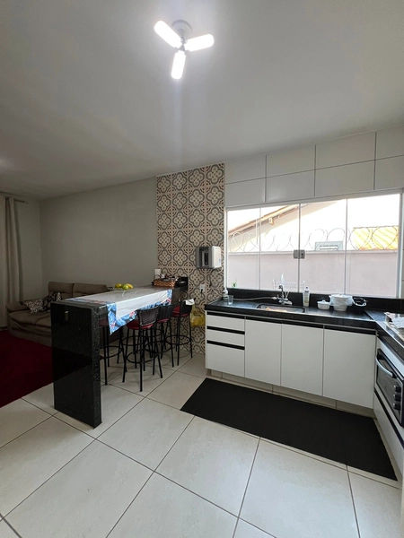 Casa no Alto dos Pinheiros: 5ª foto da galeria de imagens do imóvel