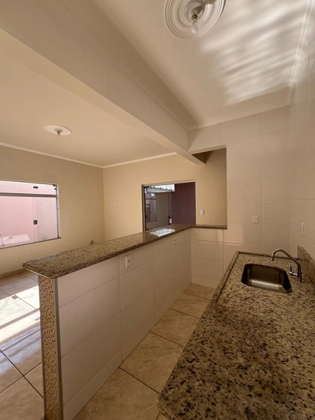 Casa com 3 quartos sendo um suíte por 320mil: 7ª foto da galeria de imagens do imóvel