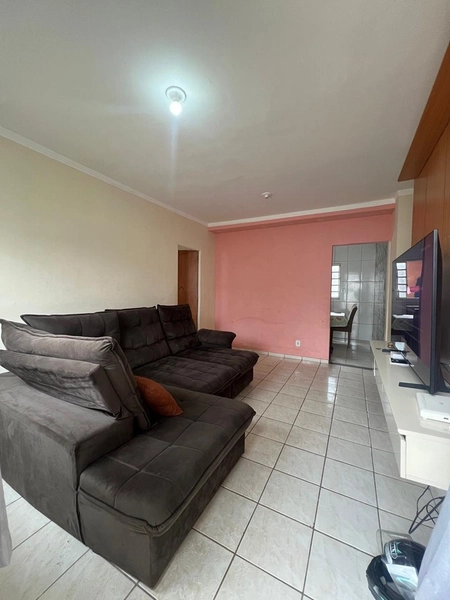 Casa no Jd Estrela de terreno inteiro por 270 mil: 3ª foto da galeria de imagens do imóvel