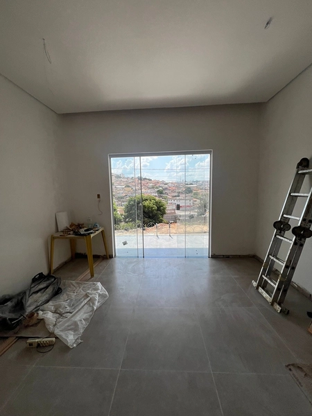 Casa Nova no Jardim Itália: 5ª foto da galeria de imagens do imóvel