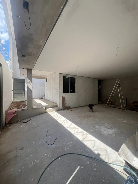 Casa Nova no Jardim Itália: 2ª foto da galeria de imagens do imóvel