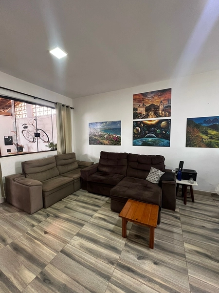 Casa no Flamboyant por 400 mil: 4ª foto da galeria de imagens do imóvel