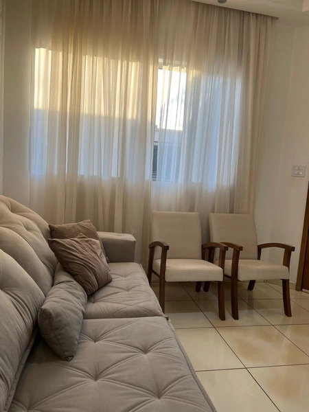 Casa com Jacuzzi e Pergolado: 4ª foto da galeria de imagens do imóvel